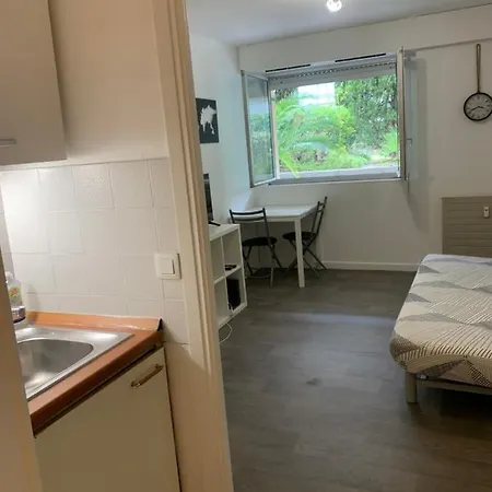 Studio A 200m De La Mer 아파트